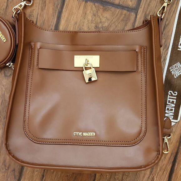 Steve Madden crossbody handbag with 2 adjustable straps - Picture 2 of 11